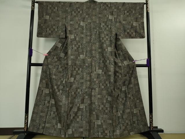 平和屋着物●極上 本場大島紬 9マルキ 名物裂色紙文 逸品 DZAB5177kh6