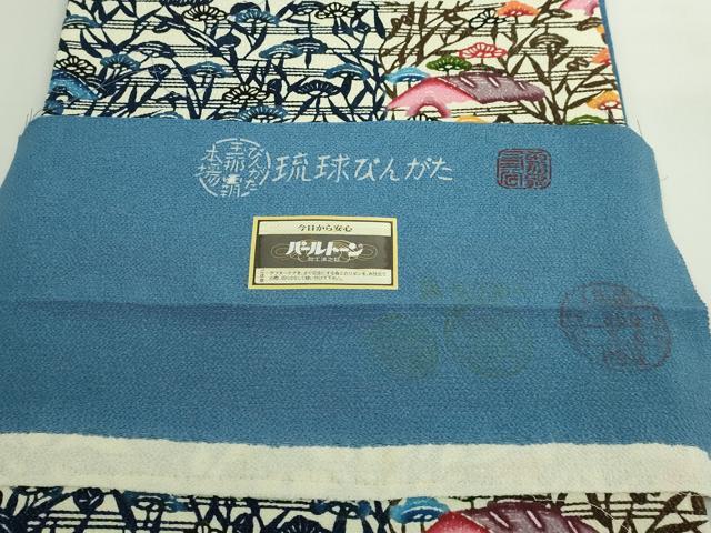 平和屋本店●極上 人間国宝 玉那覇有公 本場琉球紅型 九寸開き名古屋帯 風景花文 鬼しぼ縮緬 花浅葱色地 反端付き 逸品 DZAB5297kh6