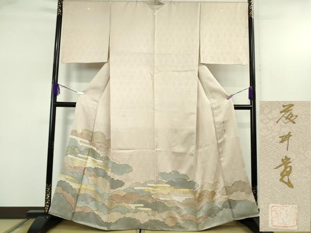 平和屋本店●極上 皇室献上作家 藤井寛 色留袖 駒刺繍 雲重ね 灰桜色地 金彩 逸品 DZAB5411kh6