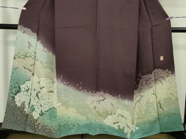 平和屋着物●極上 十日町 名門 滝泰謹製 訪問着 おぼろ染め 襲絞り 相良刺繍 枝桜 暈し染め 金銀糸 金通し地 反端付き 逸品 DZAB5419kh6