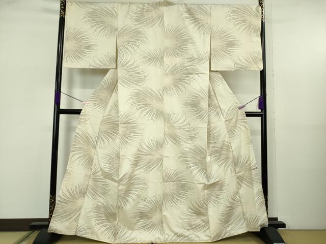 平和屋着物○極上 本場大島紬 白大島 背抜き仕立て 7マルキ 草葉文 やまと