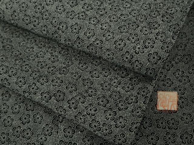 平和屋着物●極上 江戸小紋染工房 小林染芸 小林茂徳 江戸小紋 舞花文 黒×白 逸品 DZAB5662kh6