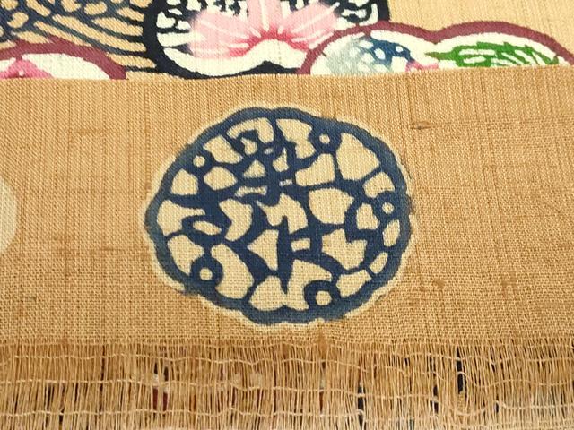 平和屋本店●極上 琉球紅型 九寸名古屋帯 紬地 染さくはら 流水花鳥文 飴色地 反端付き 逸品 DZAB5725kh6