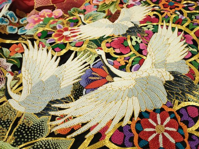 平和屋本店●最高級 中国三大刺繍 相良刺繍 駒刺繍 総刺繍 色打掛 和装 婚礼 結婚式 花嫁 飛鶴花文 暈し染め 金糸 逸品 未使用 DZAB5802kh6