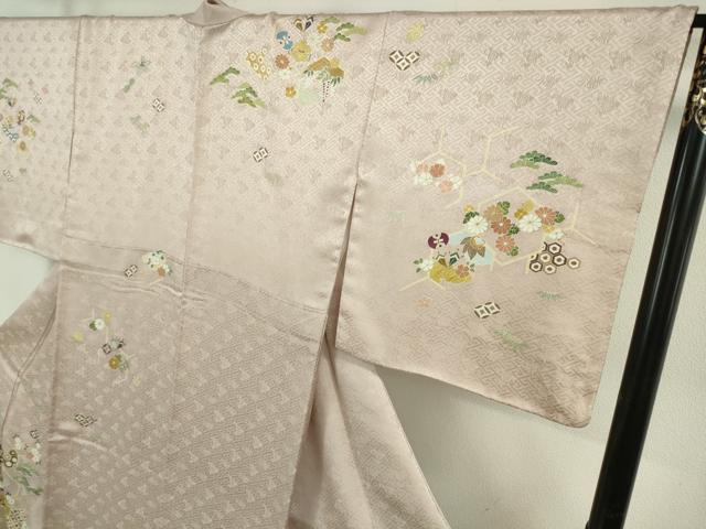 平和屋本店●極上 創業460年・千總 訪問着 駒刺繍 宝尽くし吉祥花文 薄桜色地 金彩 高島屋扱い 逸品 DZAB5862kh6