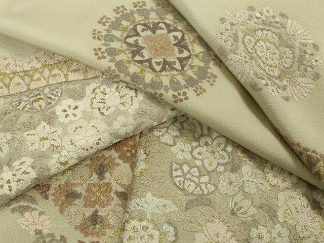 平和屋本店●極上 中国三大刺繍 相良刺繍 総刺繍 訪問着 正倉院花唐草文 白橡色地 金糸 逸品 DZAB5884kh6