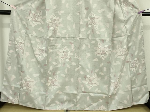 平和屋本店●極上 本場大島紬 白大島紬 桑原織物 二代目 桑原啓之介 9マルキ 白絣 舞花弁 三越扱い 証紙付き 逸品 未使用 DZAB5898kh6