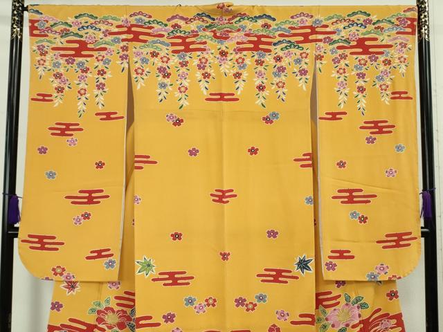 平和屋着物●極上 和染紅型 栗山紅型 栗山吉三郎 振袖 エ霞花文 柑子色地 鬼しぼ縮緬 逸品 未使用 DZAB5942kh6