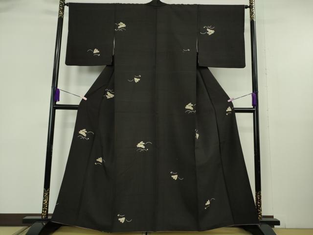 平和屋着物●極上 十日町 名門青柳謹製 紬 絞り 飛兎 うさぎ 黒地 逸品 DZAB6068kh6