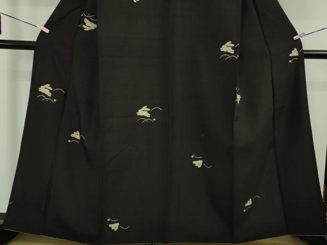 平和屋着物●極上 十日町 名門青柳謹製 紬 絞り 飛兎 うさぎ 黒地 逸品 DZAB6068kh6