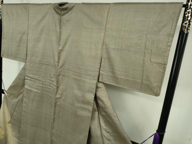 平和屋着物●極上 インド・アッサム 野蚕糸 手織 ムガシルク 訪問着 刺繍 雪輪 兎花文 暈し染め 生壁色地 金銀糸 逸品 DZAB6371kh6