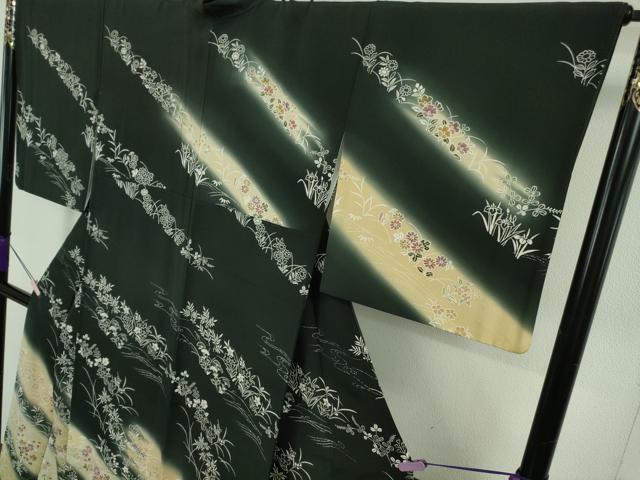 平和屋本店●極上 訪問着 草花文 黒地 暈し染め 逸品 DZAB6749kh6