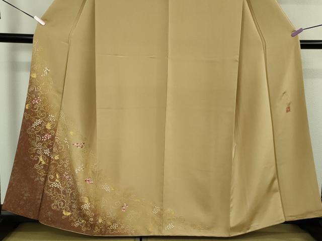 平和屋本店●極上 人間国宝 福田喜三郎 訪問着 刺繍 葡萄唐草文 暈し染め 飴色地 金糸 逸品 DZAB6753kh6