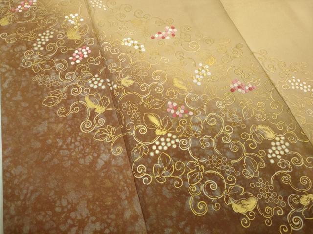 平和屋本店●極上 人間国宝 福田喜三郎 訪問着 刺繍 葡萄唐草文 暈し染め 飴色地 金糸 逸品 DZAB6753kh6