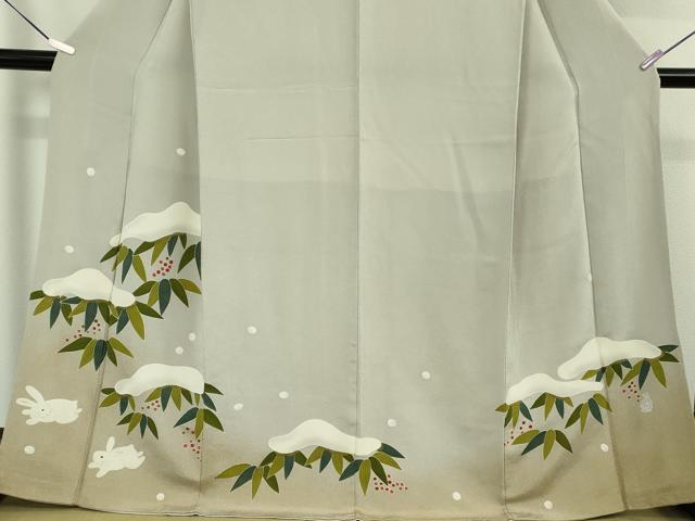 平和屋本店●極上 人形作家・ホリヒロシ 訪問着 兎 うさぎ 雪持ち笹 南天 練色地 鬼しぼ縮緬 暈し染め 金糸 逸品 DZAB6771kh6