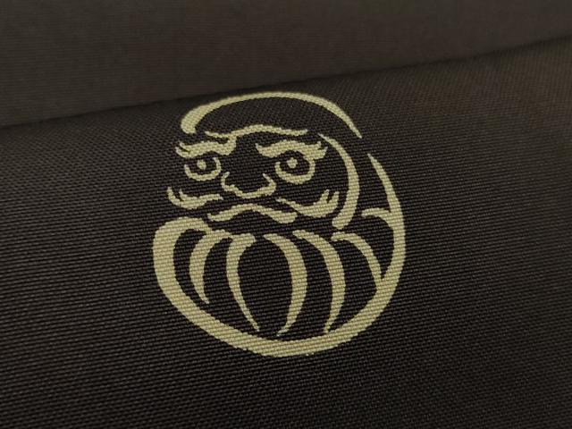 平和屋本店▽極上 男性 小紋 単衣 達磨 ダルマ 黒紅色地 逸品 DZAB6775kh6