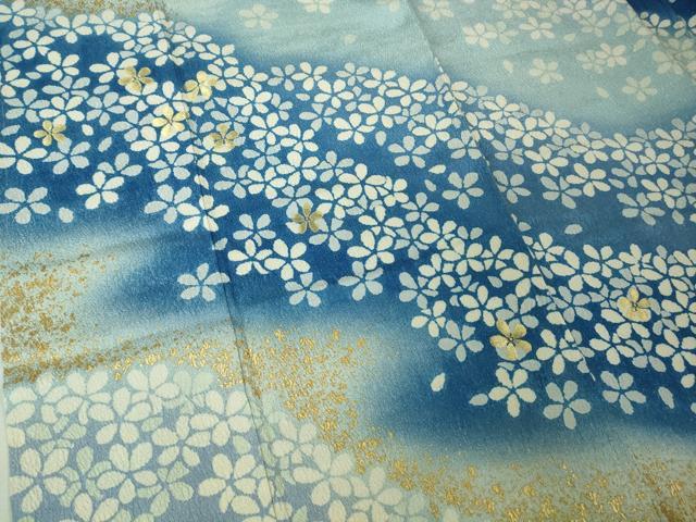 平和屋着物●極上 振袖 刺繍 舞花文 暈し染め 金糸 銀通し地 逸品 未使用 DZAB6990kh6