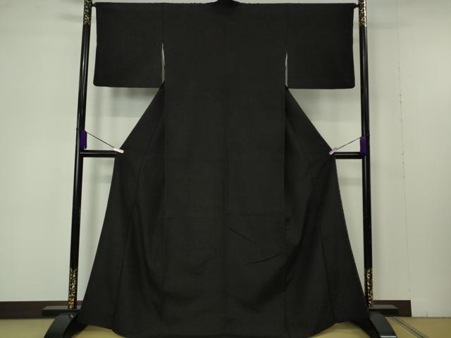 平和屋本店●極上 本場結城紬 重要無形文化財 色無地 暗黒色 逸品 DZAB7222kh6