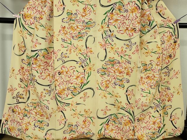 平和屋本店●超希少 染彩芸術の巨匠 皆川月華 ろうけつ染 小紋 刺繍 花唐草文 砥粉色地 金糸 逸品 DZAB7377kh6