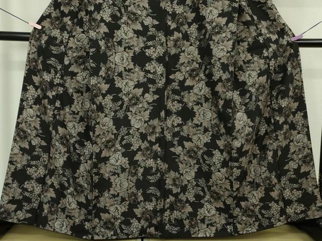 平和屋本店●極上 本場大島紬 割り込み絣 草花文 黒地 逸品 DZAB7441kh6