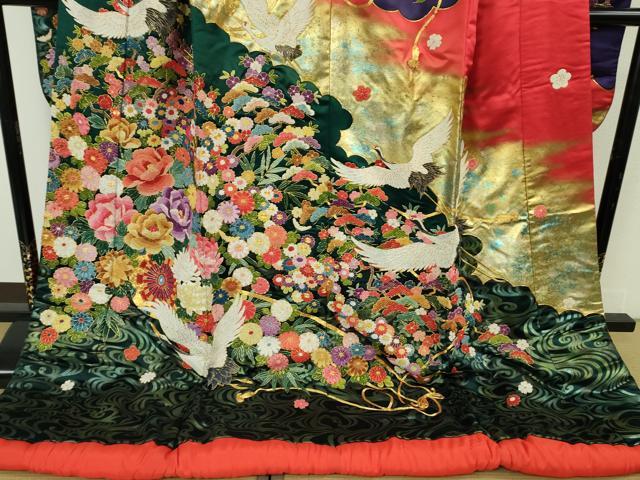 平和屋本店●極上 中国三大刺繍 相良刺繍 色打掛 和装 婚礼 結婚式 花嫁 神社挙式 駒刺繍 飛鶴花車 金糸 逸品 DZAB7449kh6