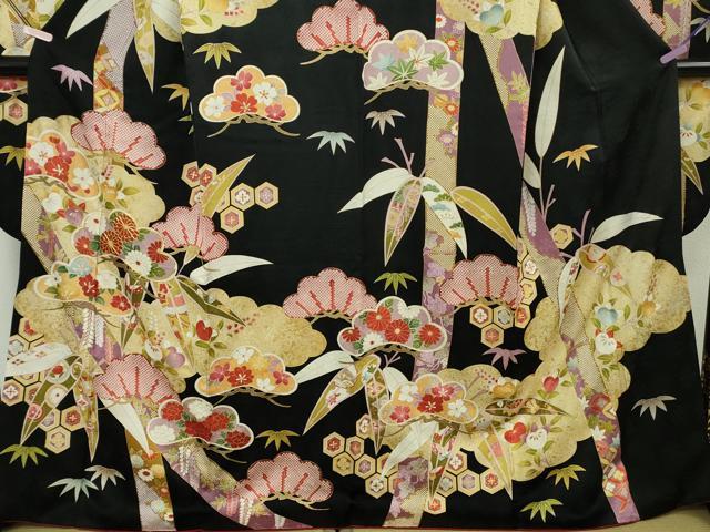 平和屋着物●極上 振袖 駒刺繍 松竹吉祥花文 黒地 金彩 逸品 DZAB7719kh6