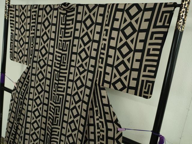 平和屋本店▽希少 染色作家 斉藤三才×キモノデザイナー 斉藤上太郎 小紋 単衣 幾何学文様 反端付き 逸品 DZAB7895kh6