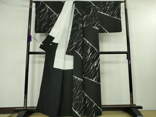 平和屋本店●極上 キモノデザイナー 斉藤上太郎 小紋 霞文 市松地紋 黒地 たとう紙・反端付き 逸品 DZAB7897kh6