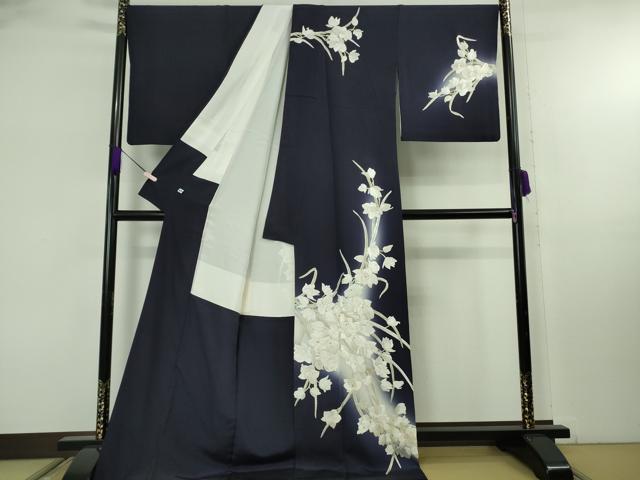 平和屋本店●極上 訪問着 総手刺繍 駒刺繍 胡蝶蘭 鉄紺色地 暈し染め 金糸 ロング丈 逸品 DZAB8140kh6