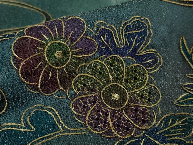 平和屋本店●極上 中国三大刺繍 スワトウ刺繍 汕頭刺繍 総刺繍 小紋 辻が花 葵 暈し染め 金糸 銀通し地 反端付き 逸品 DZAB8175kh6