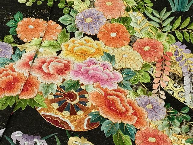 平和屋本店●極上 相良刺繍 総刺繍 お引きずり・引き振袖 結婚式 舞妓 芸妓 駒刺繍 花車 黒地 銀通し地 仮絵羽 逸品 未使用 DZAB8186kh6