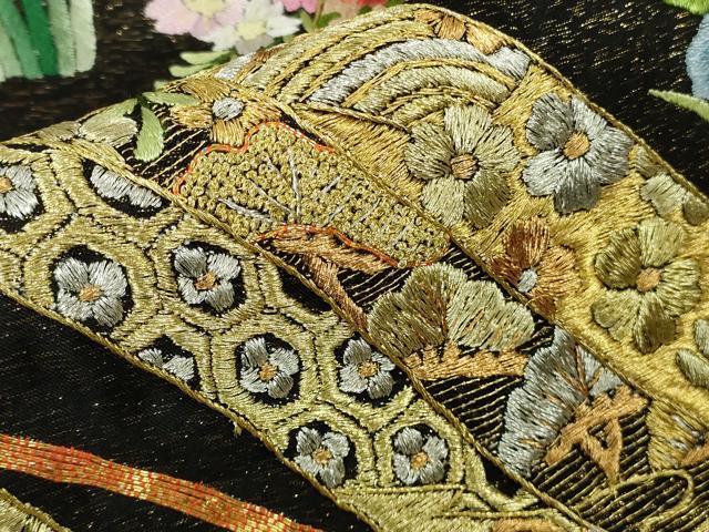 平和屋本店●極上 相良刺繍 総刺繍 お引きずり・引き振袖 結婚式 舞妓 芸妓 駒刺繍 花車 黒地 銀通し地 仮絵羽 逸品 未使用 DZAB8186kh6