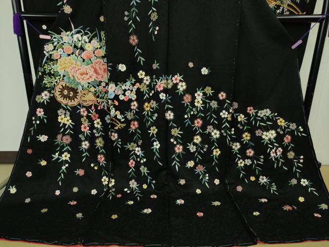 平和屋本店●極上 相良刺繍 総刺繍 お引きずり・引き振袖 結婚式 舞妓 芸妓 衣装 花車 枝垂れ桜 黒地 金糸 仮絵羽 逸品 未使用 DZAB8190kh6
