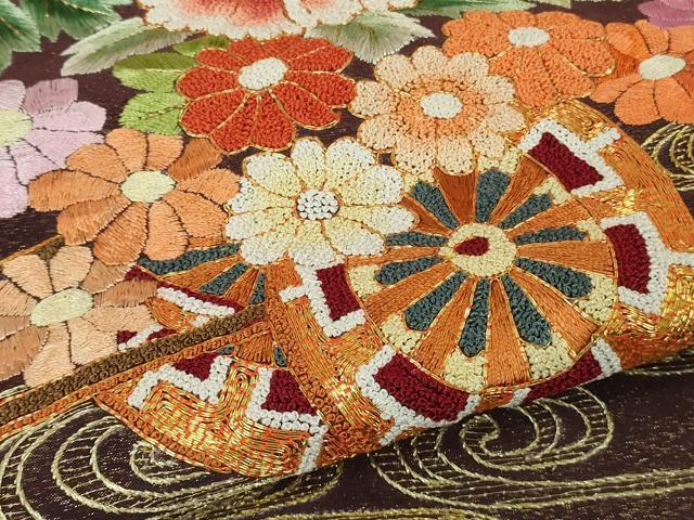 平和屋本店●極上 相良刺繍 総刺繍 お引きずり・引振袖 和装 結婚式 舞妓 芸妓 駒刺繍 花車 金糸 金通し地 仮絵羽 逸品 未使用 DZAB8197kh6