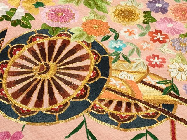 平和屋本店●極上 相良刺繍 総刺繍 お引きずり・引き振袖 和装 結婚式 舞妓 芸妓 衣装 駒刺繍 花車 金糸 仮絵羽 逸品 未使用DZAB8199kh6