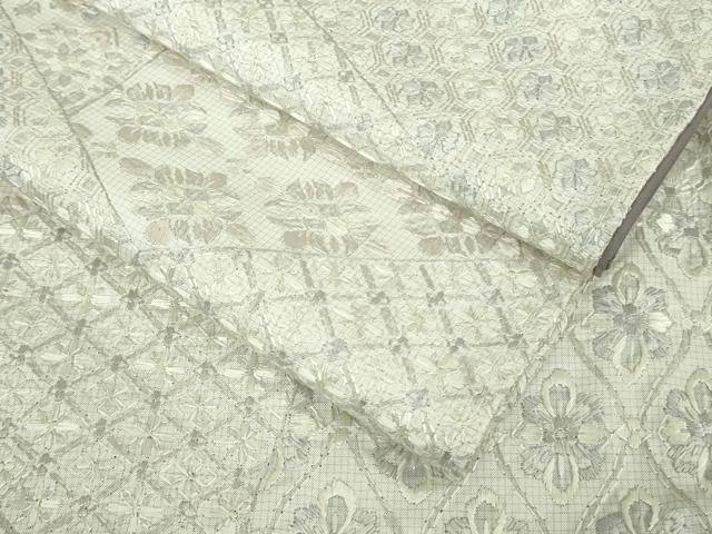 平和屋本店●極上 本場縞大島紬 白大島 総刺繍 切嵌花文 白地 逸品 未使用 DZAB8367kh6