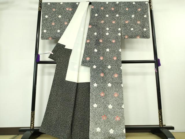 平和屋本店●極上 人間国宝 森口華弘 蒔糊友禅 蒔糊散らし 訪問着 舞花文 黒地 金銀彩 三越扱い 逸品 DZAB8374kh6