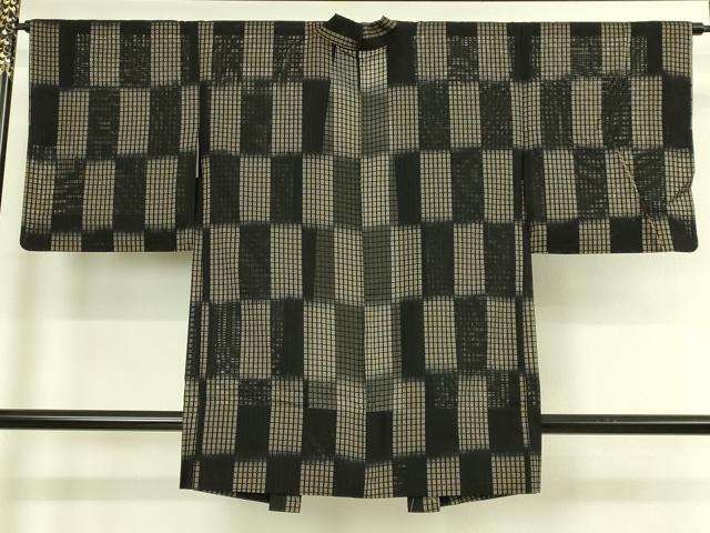 平和屋着物∞極上 長羽織 スリーシーズン 春夏秋 塵除け 紗 吉野間道 市松 黒地 逸品 未使用 DZAB8905kh6
