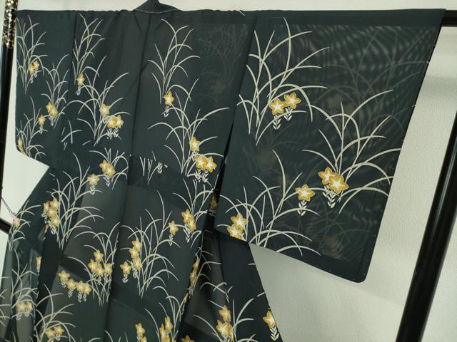 平和屋本店*極上 夏物 銀座 志ま亀 小紋 絽 秋草 百入茶色地 たとう紙付き 逸品 未使用 DZAB8954kh6
