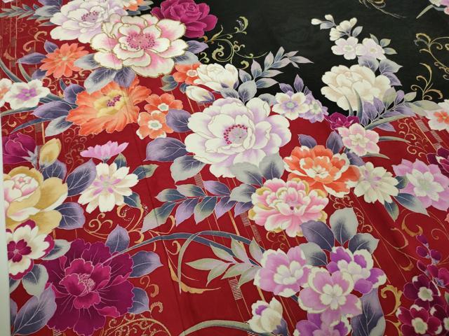 平和屋本店●極上 森英恵・HANAE MORI 振袖 刺繍 草花文 黒地 金糸 逸品 DZAB9751kh6