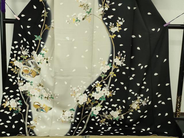 平和屋本店●極上 訪問着 駒刺繍 鴛鴦 枝桜 暈し染め 黒地 金彩 ロング丈 逸品 DZAB9772kh6