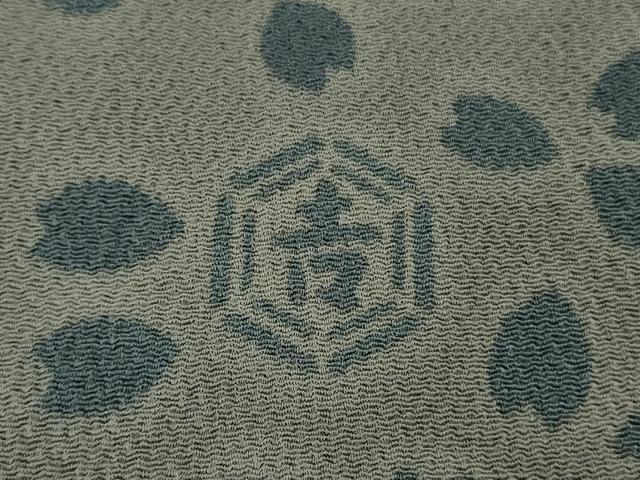 平和屋本店●極上 和染紅型 栗山紅型 栗山吉三郎 小紋 舞桜 桔梗鼠色地 鬼しぼ縮緬 逸品 未使用 DZAB9781kh6