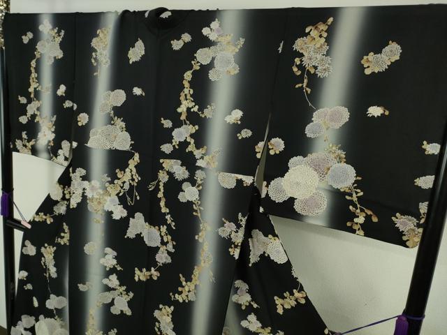 平和屋本店●極上 中国三大刺繍 相良刺繍 小紋 枝菊 黒地 暈し染め 逸品 DZAB9793kh6