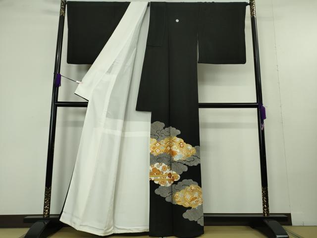 平和屋本店●極上 創業460年・千總 黒留袖 駒刺繍 雲取り宝尽くし 金彩 三越扱い 逸品 DZAC0227kh6