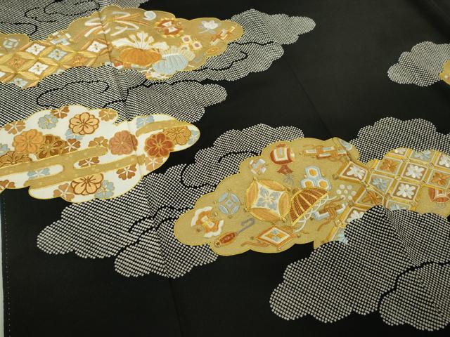 平和屋本店●極上 創業460年・千總 黒留袖 駒刺繍 雲取り宝尽くし 金彩 三越扱い 逸品 DZAC0227kh6