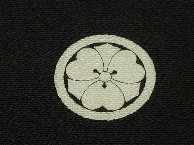 平和屋本店●極上 創業460年・千總 黒留袖 駒刺繍 雲取り宝尽くし 金彩 三越扱い 逸品 DZAC0227kh6