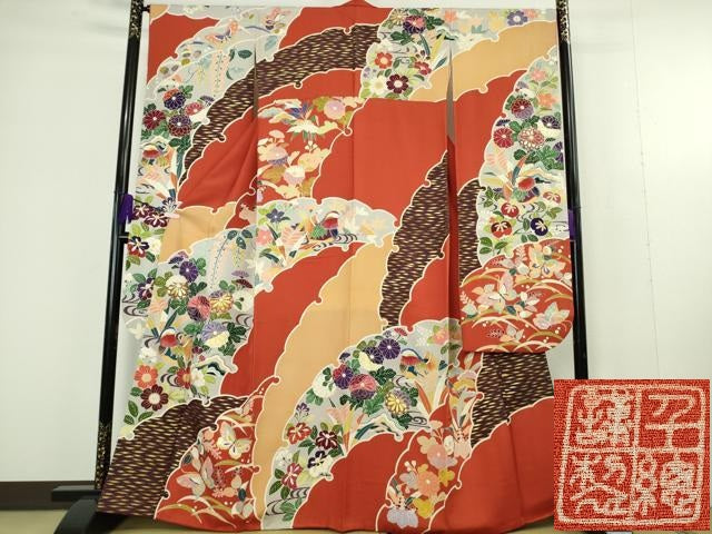 平和屋本店●極上 創業460年・千總 振袖 駒刺繍 雪輪 鴛鴦舞蝶花文 金彩 高島屋扱い 逸品 DZAC0332kh6