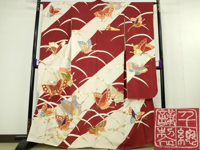 平和屋本店●極上 創業460年・千總 振袖 駒刺繍 舞蝶芝文 金彩 銀通し地 高島屋扱い 逸品 未使用 DZAC0333kh6