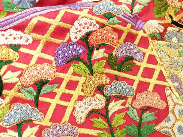 平和屋本店●極上 中国三大刺繍 相良刺繍 総刺繍 駒刺繍 色打掛 和装 婚礼 結婚式 花嫁 格天井花文 金彩 仮絵羽 逸品 未使用 DZAC0375kh6