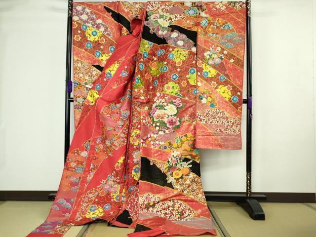 平和屋本店●極上 中国三大刺繍 相良刺繍 総刺繍 駒刺繍 色打掛 和装 婚礼 結婚式 花嫁 雪輪花文 金彩 仮絵羽 逸品 未使用 DZAC0377kh6